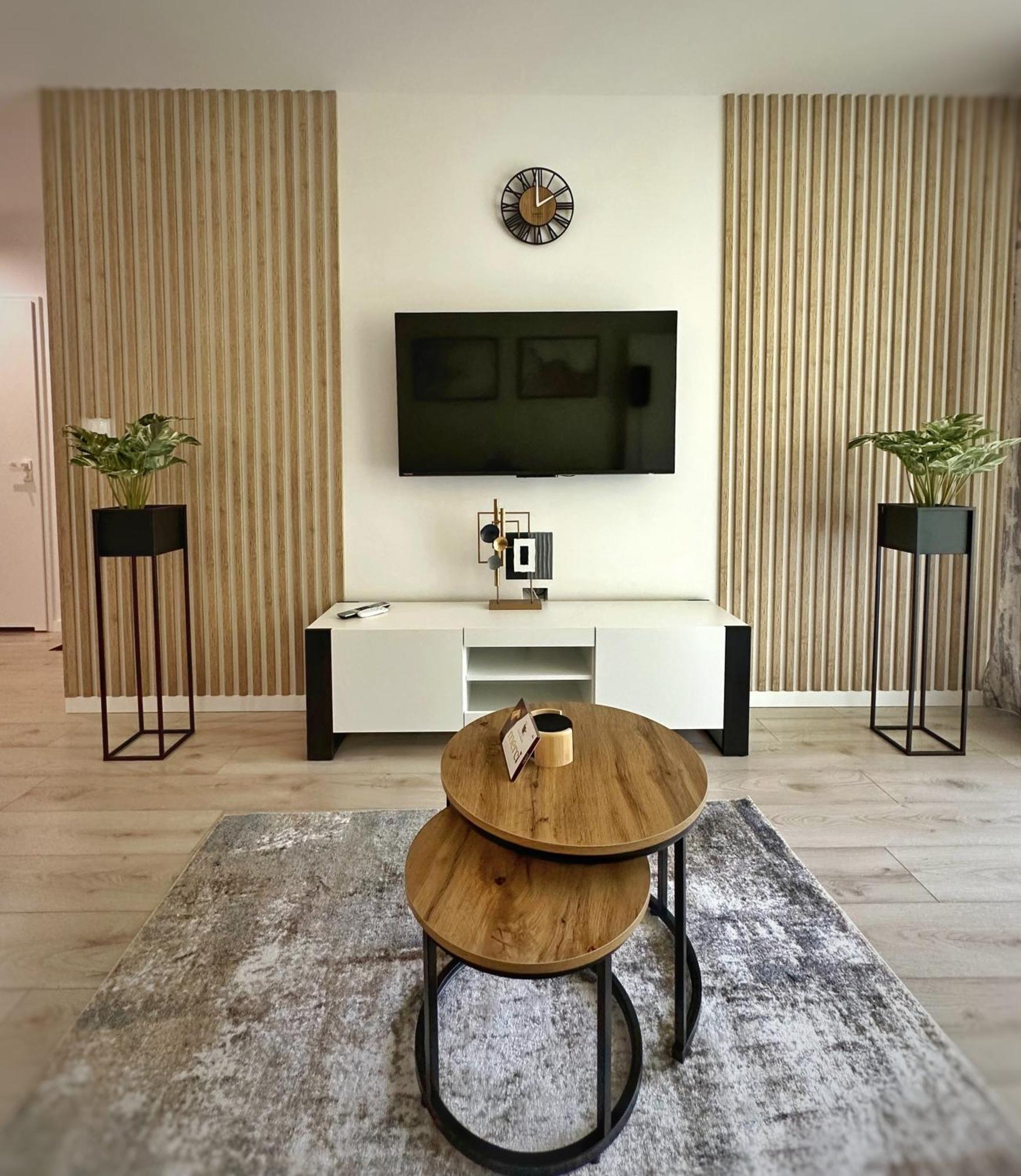 Apartament Whiteblue Kolobrzeg Z Duzym Ogrodkiem - 100 M Od Plazy! Whiteblue Kolberg Apartment Mit Grossem Garten - 100 M Vom Strand Entfernt! Whiteblue Kolobrzeg Apartman S Velkou Zahradou - 100 M Od Plaze! 外观 照片
