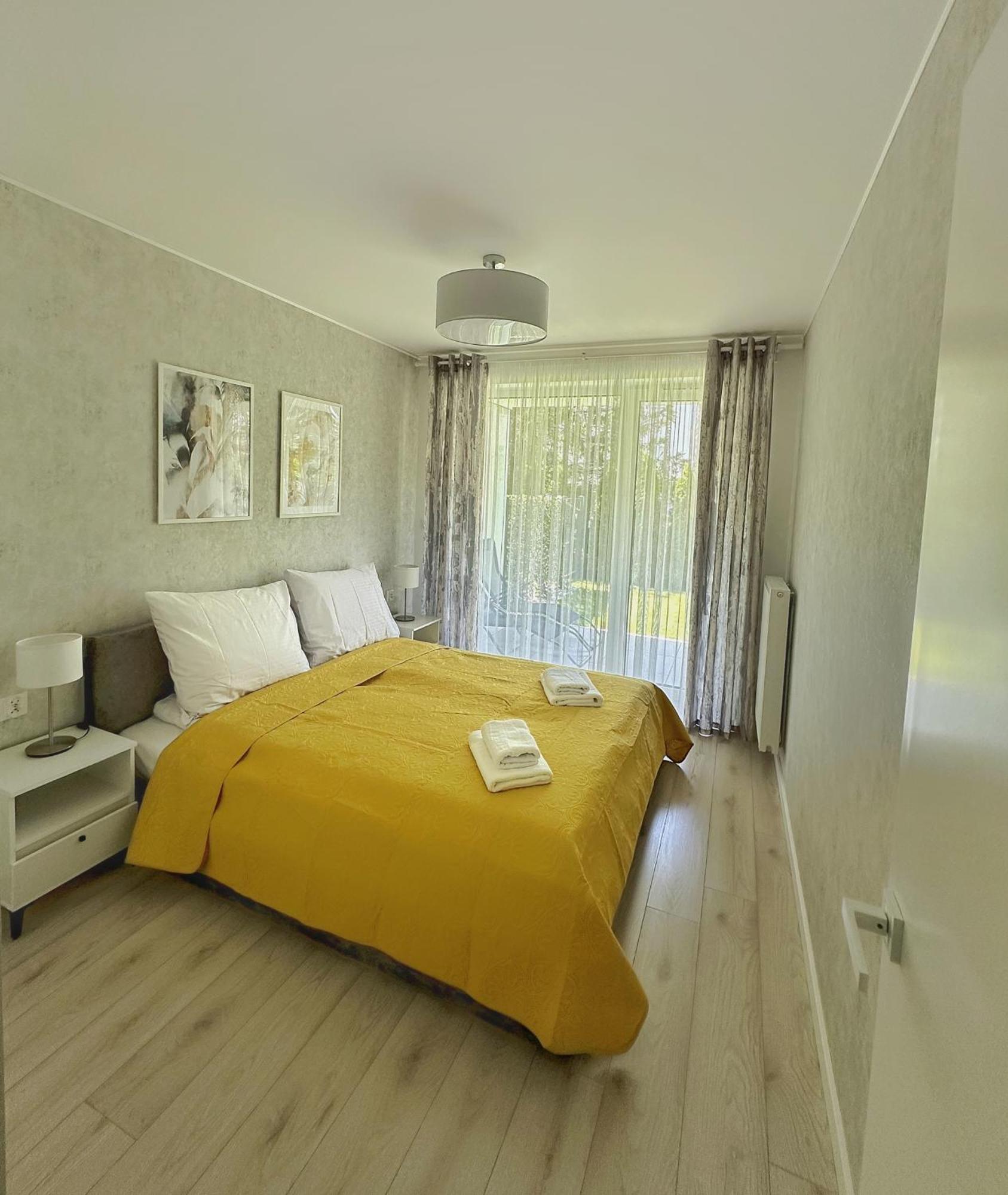 Apartament Whiteblue Kolobrzeg Z Duzym Ogrodkiem - 100 M Od Plazy! Whiteblue Kolberg Apartment Mit Grossem Garten - 100 M Vom Strand Entfernt! Whiteblue Kolobrzeg Apartman S Velkou Zahradou - 100 M Od Plaze! 外观 照片