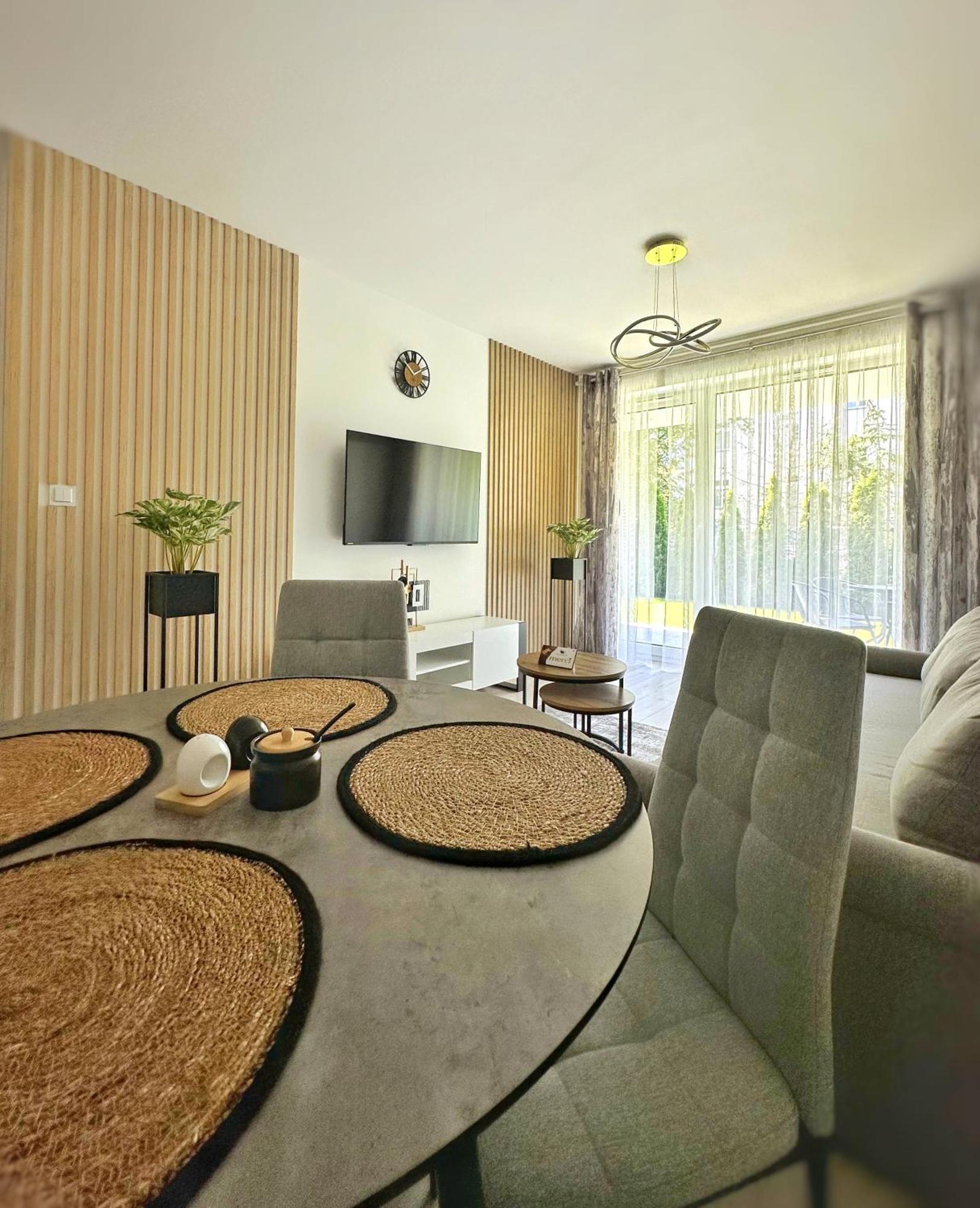 Apartament Whiteblue Kolobrzeg Z Duzym Ogrodkiem - 100 M Od Plazy! Whiteblue Kolberg Apartment Mit Grossem Garten - 100 M Vom Strand Entfernt! Whiteblue Kolobrzeg Apartman S Velkou Zahradou - 100 M Od Plaze! 外观 照片